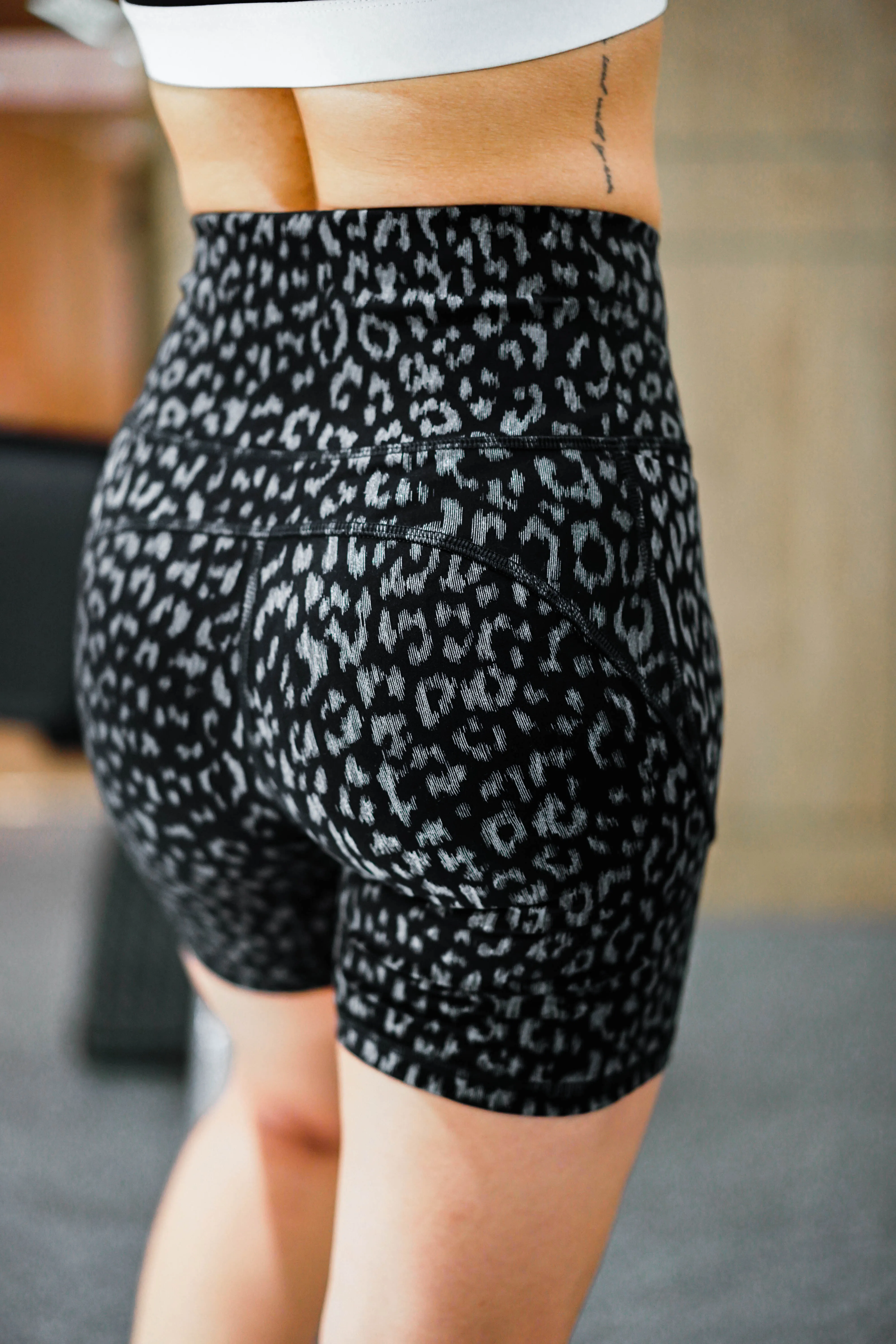 3M Reflective Leopard Print Biker Shorts