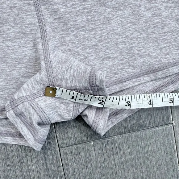 Alo Yoga Alosoft Aura High-Waist Carefree Short Lavender Dusk Heather Size S Gym