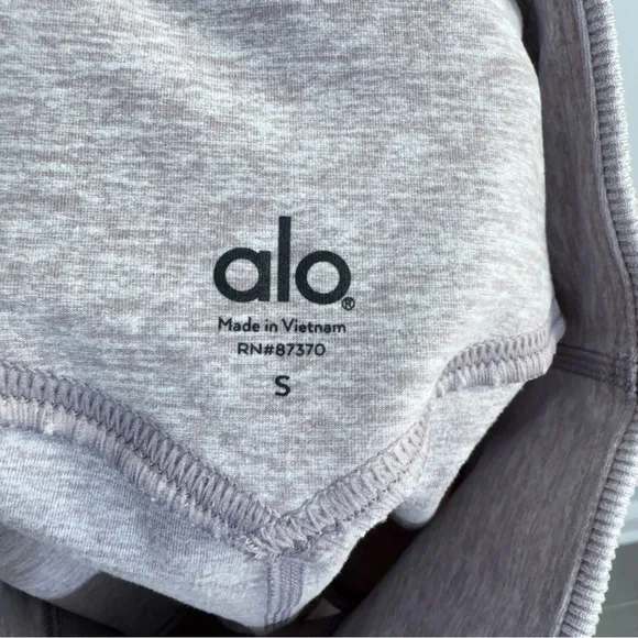 Alo Yoga Alosoft Aura High-Waist Carefree Short Lavender Dusk Heather Size S Gym