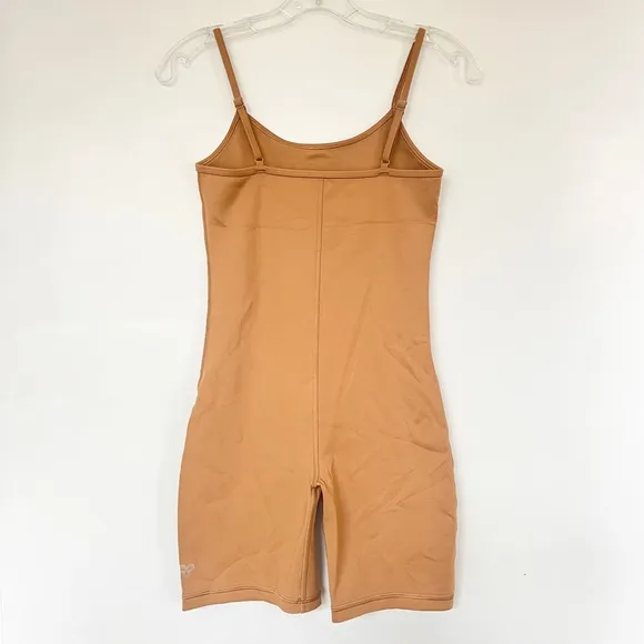 Aritzia TnAction caramel tan adjustable strap 7 inch scoop neck romper