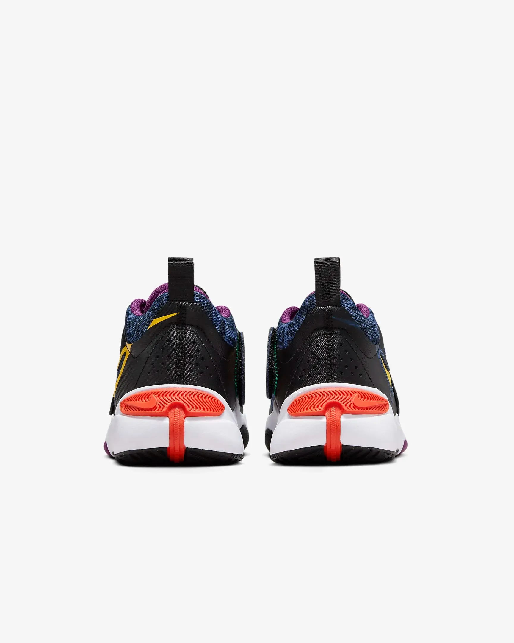 Big Kid's Team Hustle D 11 SE Basketball Shoes