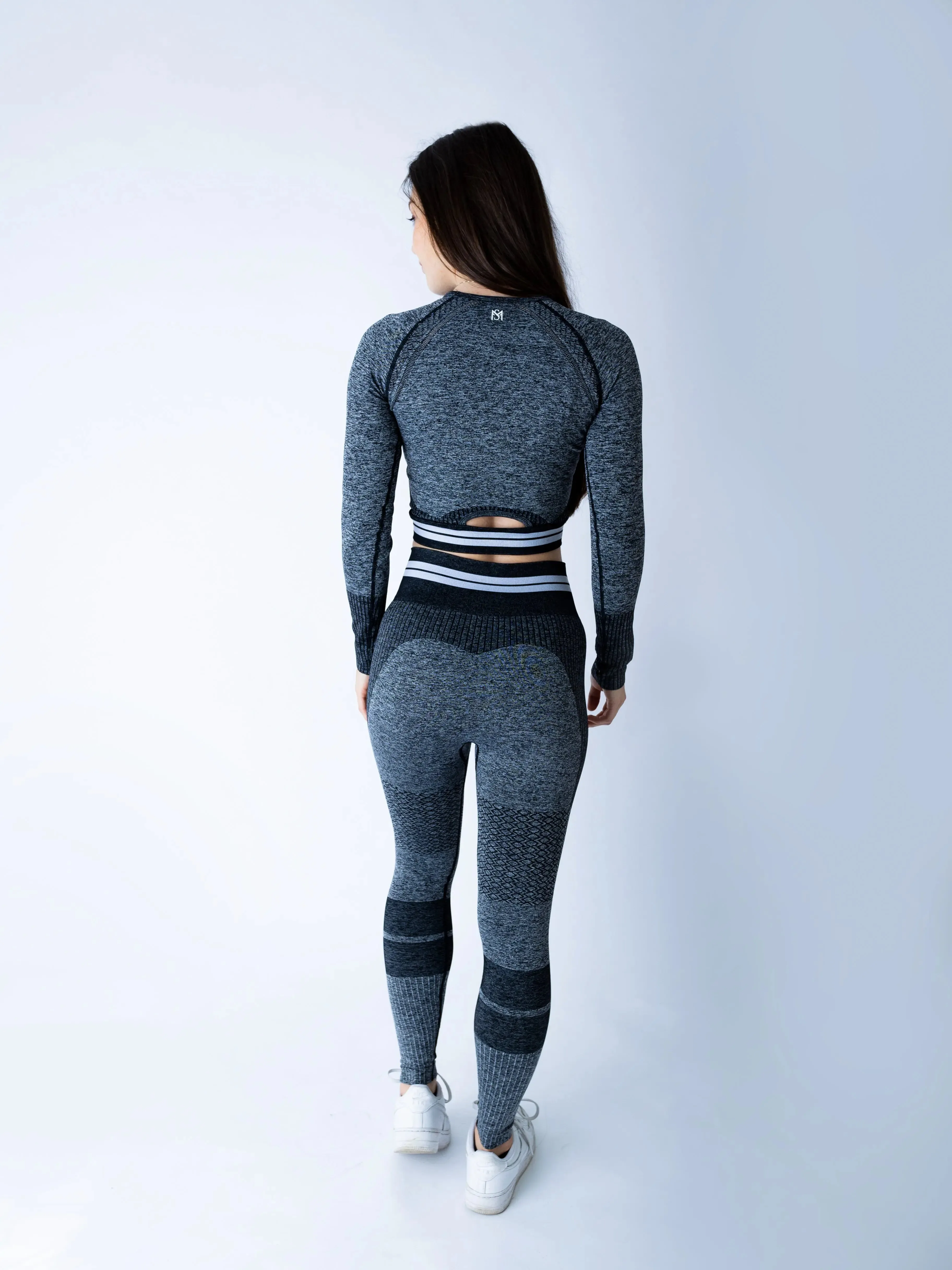 Bright Lines Dark Grey Set