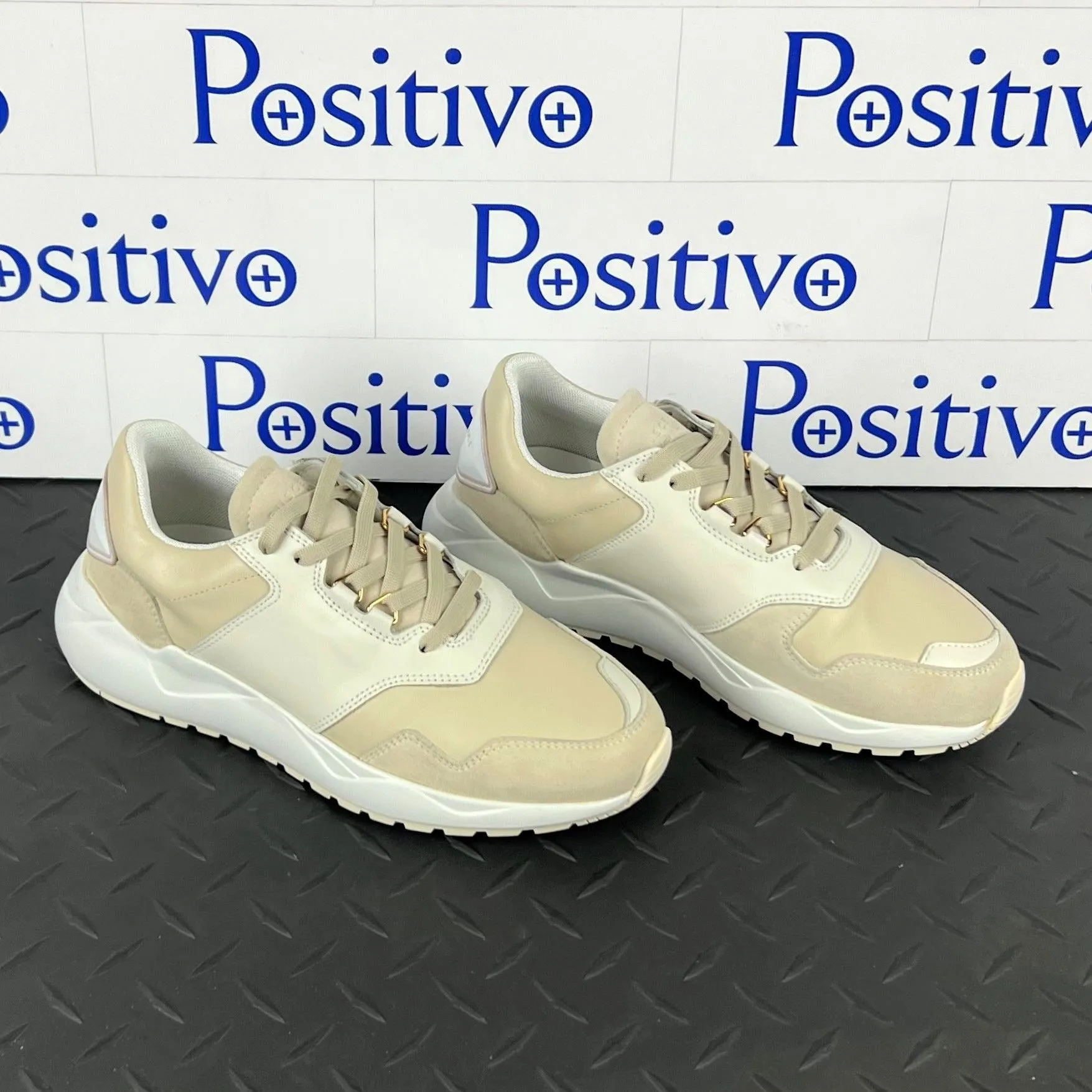 Buscemi Women's Ventura Off White Leather Sneakers SAMPLE