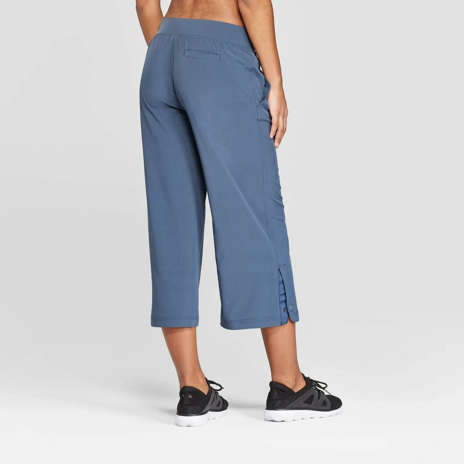 C9 Champion Women's Woven Wide Leg Crop Mid-Rise Pants