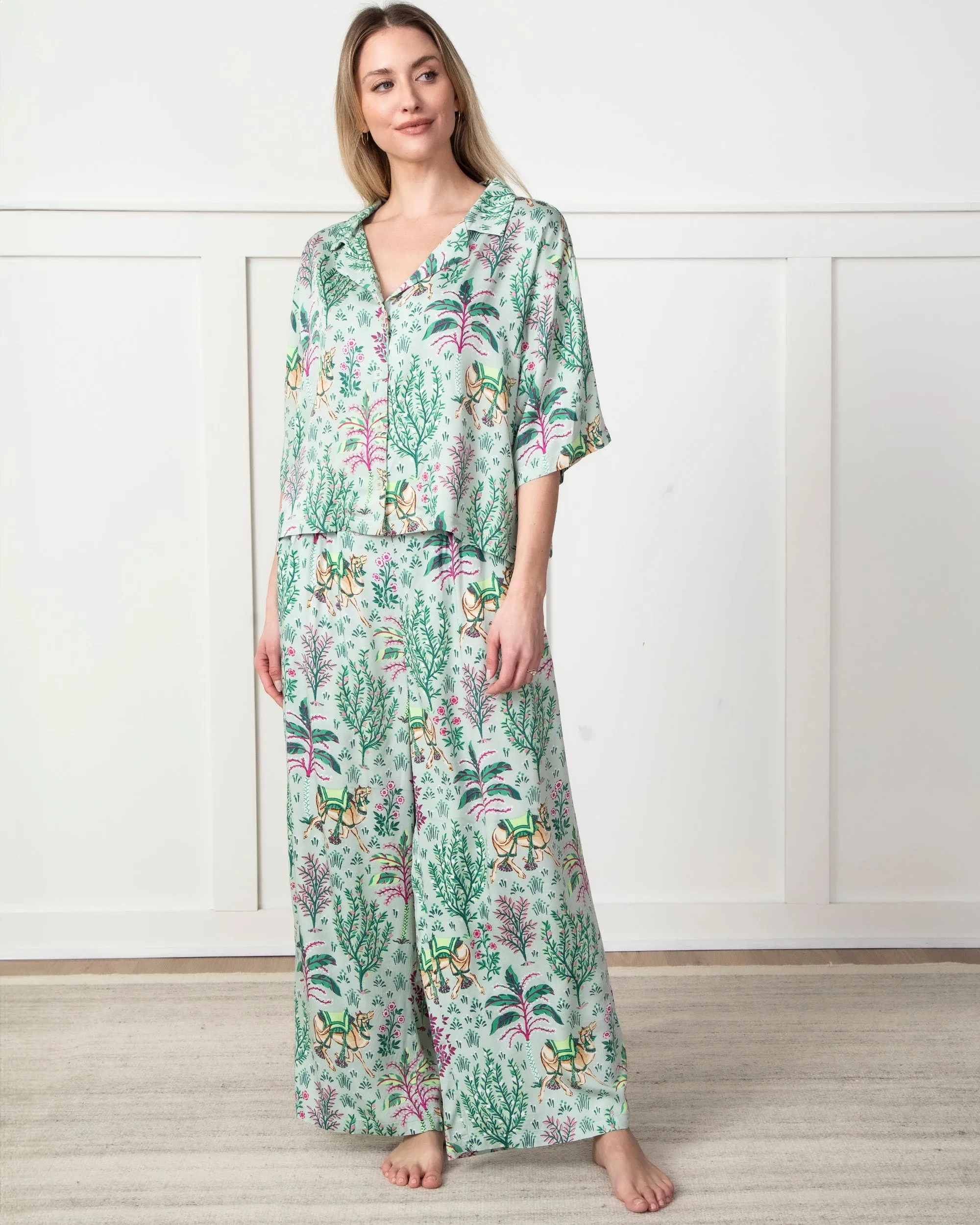 Camel's Courtyard - Tall Satin Wildest Dreams Set - Avocado