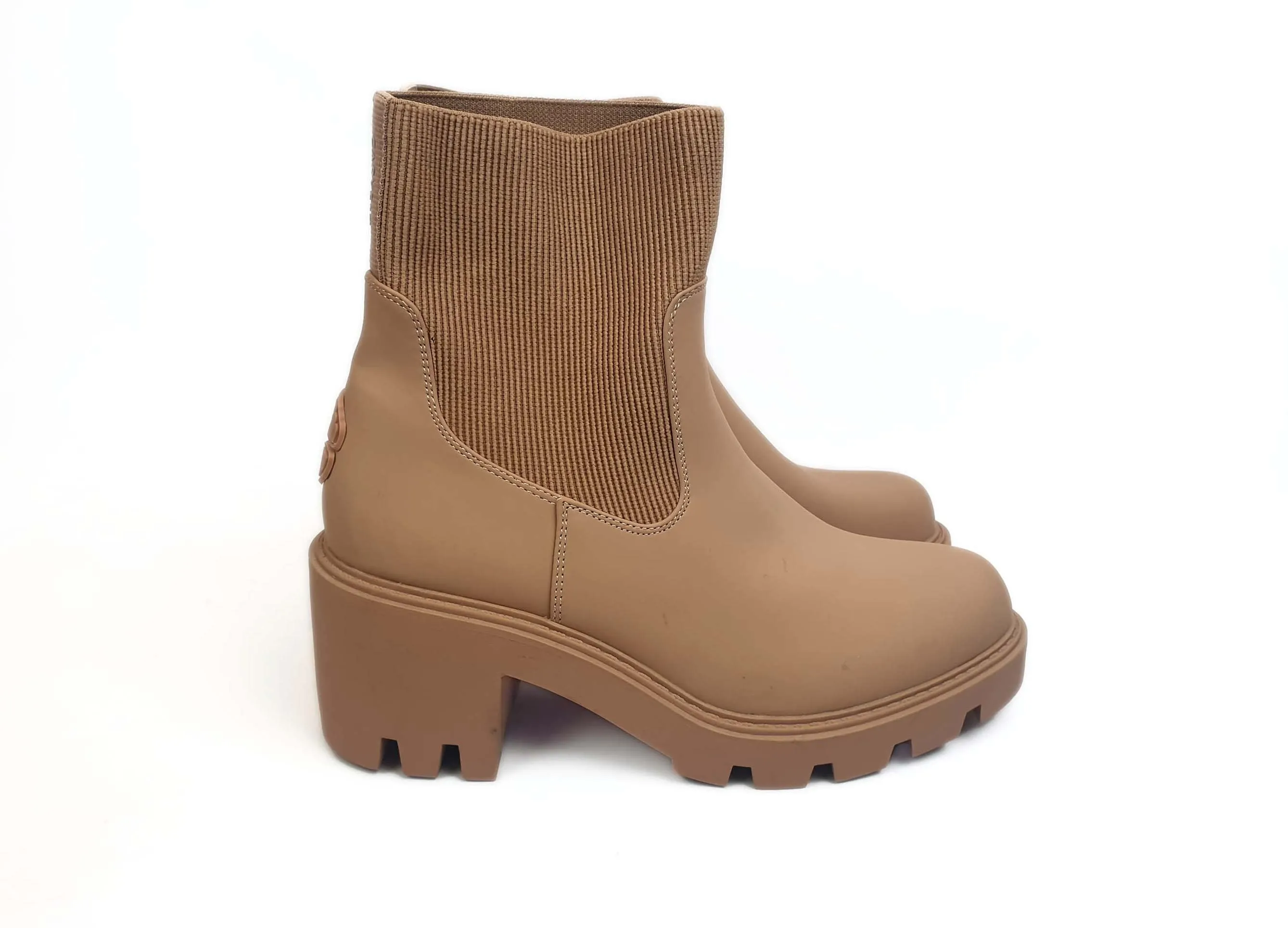 Carvela pink chunky heel rain boots size 40