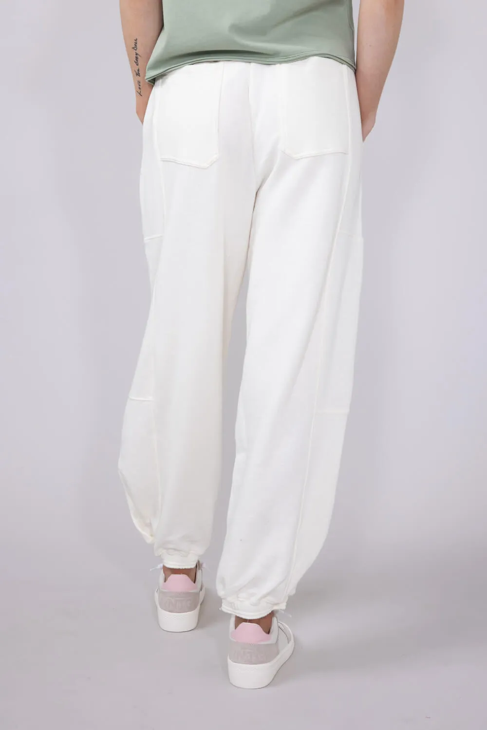 Comfy Drawstring Sweatpants for Women in Whip Cream | DZ25A736-WHIPCREAM