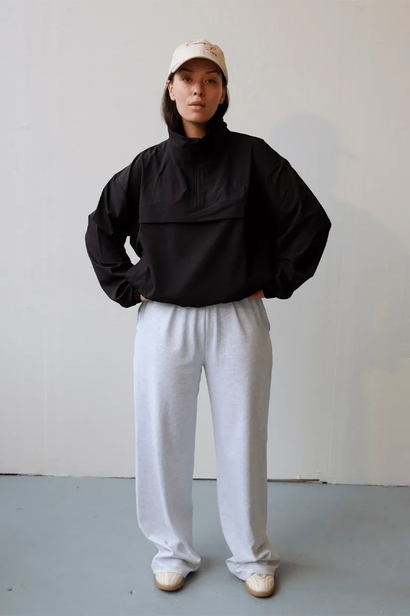 Commonplace Essentials Caledonian Pullover - Black