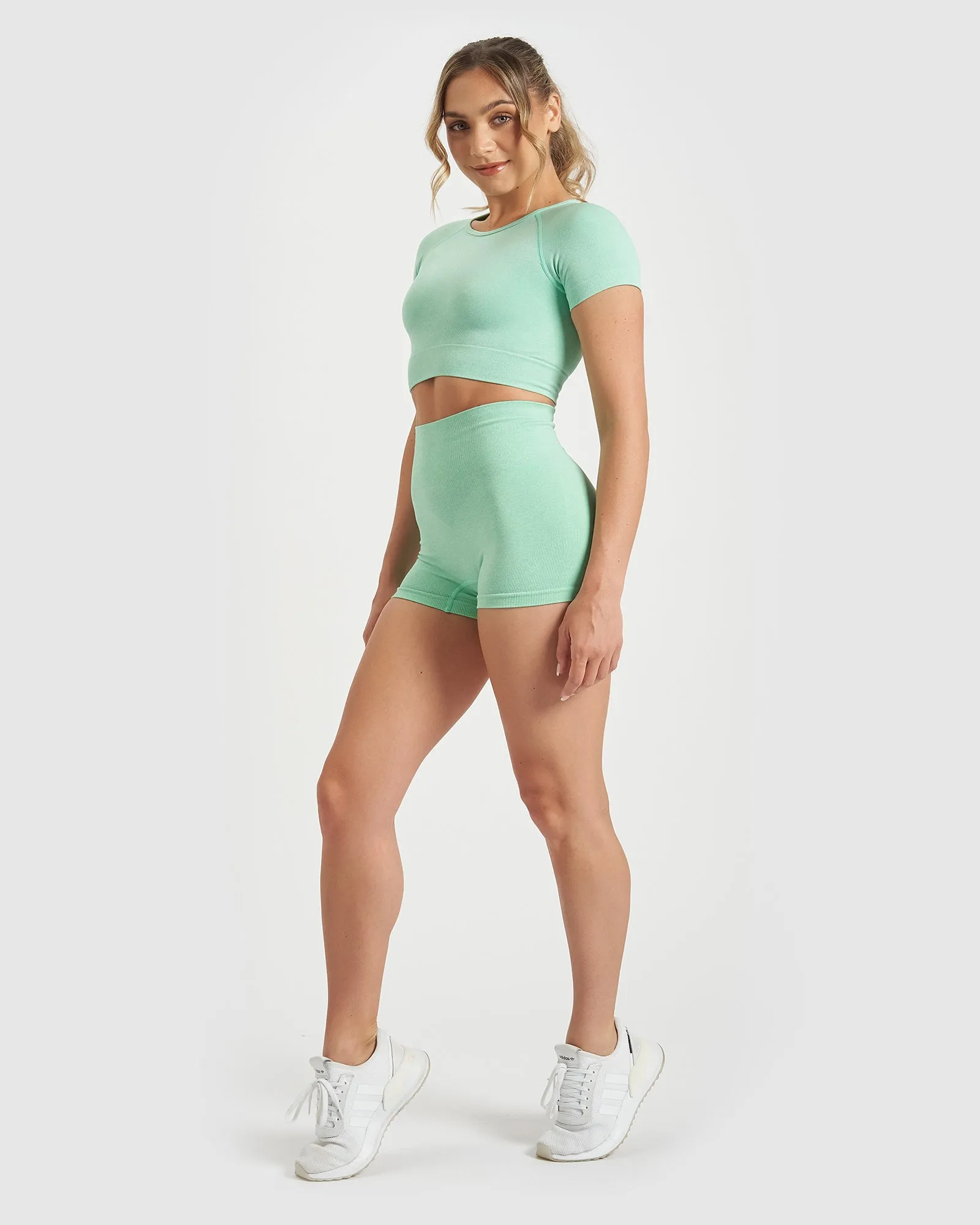 Core Trainer Charlie Active Booty Shorts Mint