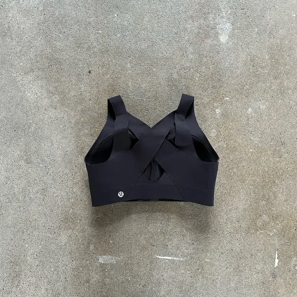 EUC lululemon enlite front up bra high support A-DDD(E) cups black size 30DD