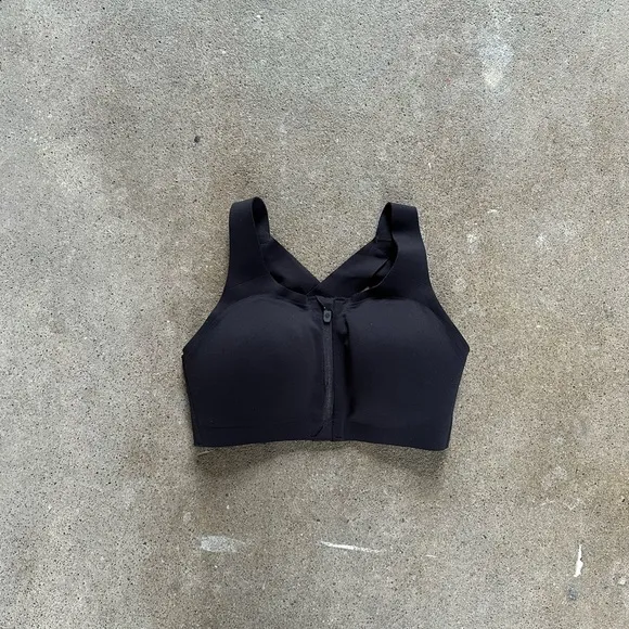 EUC lululemon enlite front up bra high support A-DDD(E) cups black size 30DD