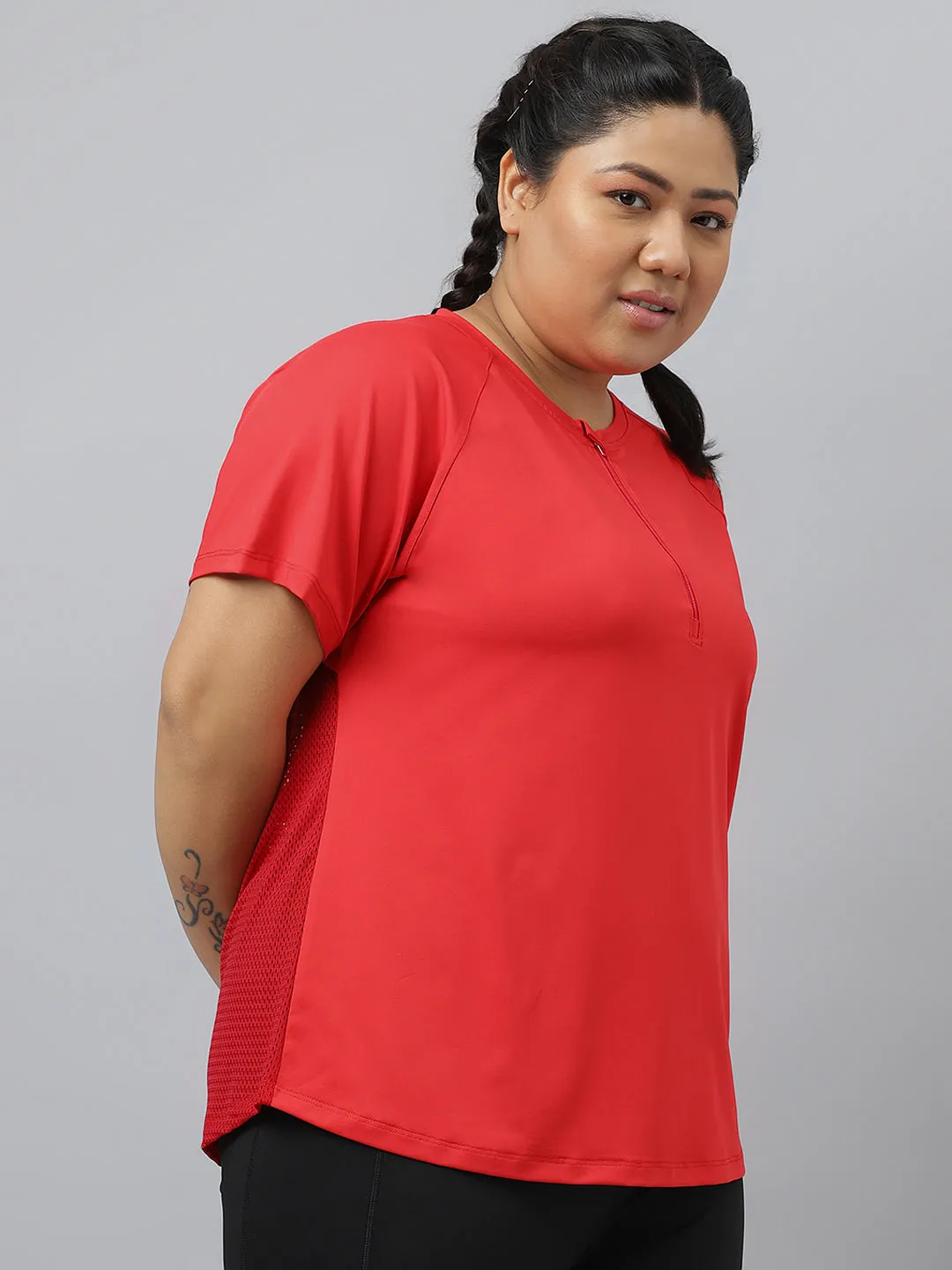 Fitkin Plus Size Red Front Zipper Short Sleeve Training Tshirt