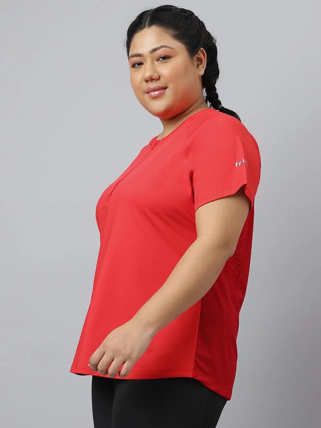 Fitkin Plus Size Red Front Zipper Short Sleeve Training Tshirt
