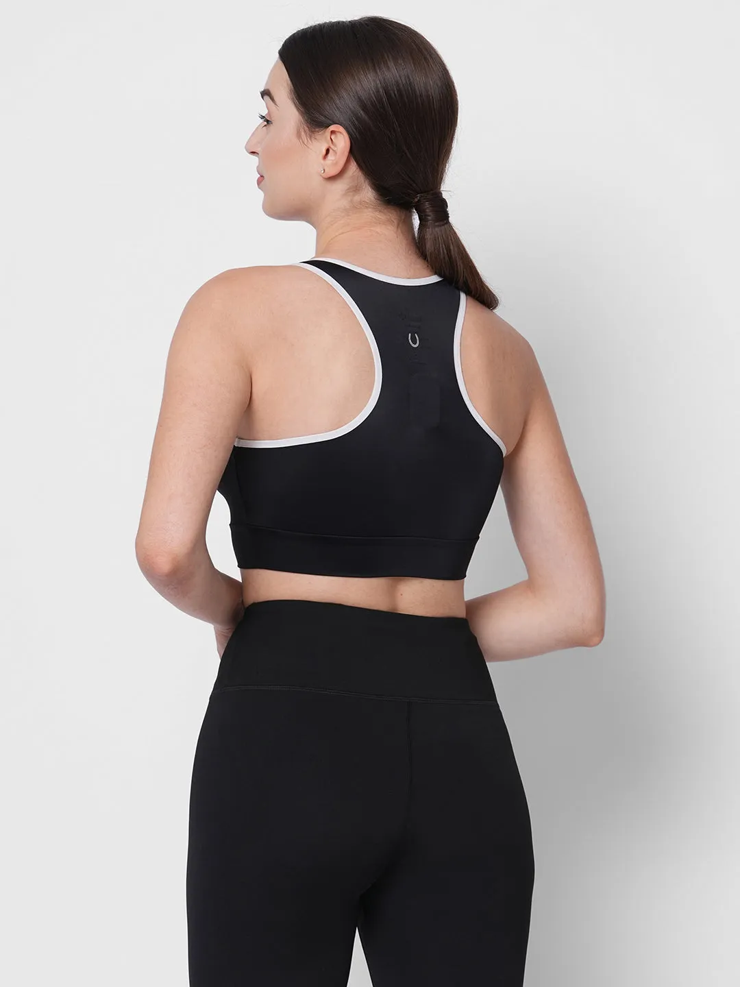 Fitkin women black front zipper everyday crop top