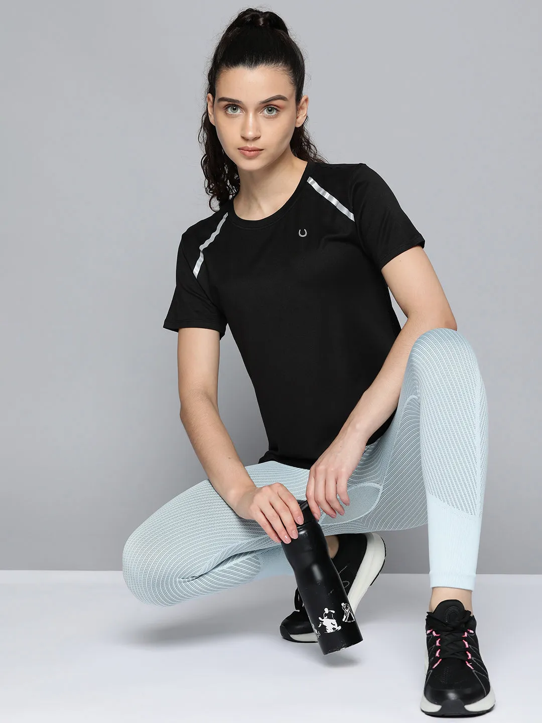 Fitkin Women Black Solid Back Key Hole Design T-shirt