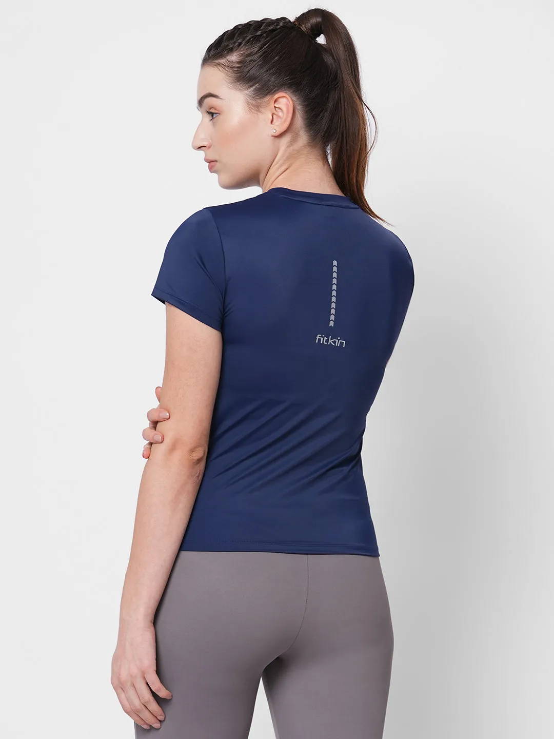 Fitkin women blue front key hole short sleeve tshirt