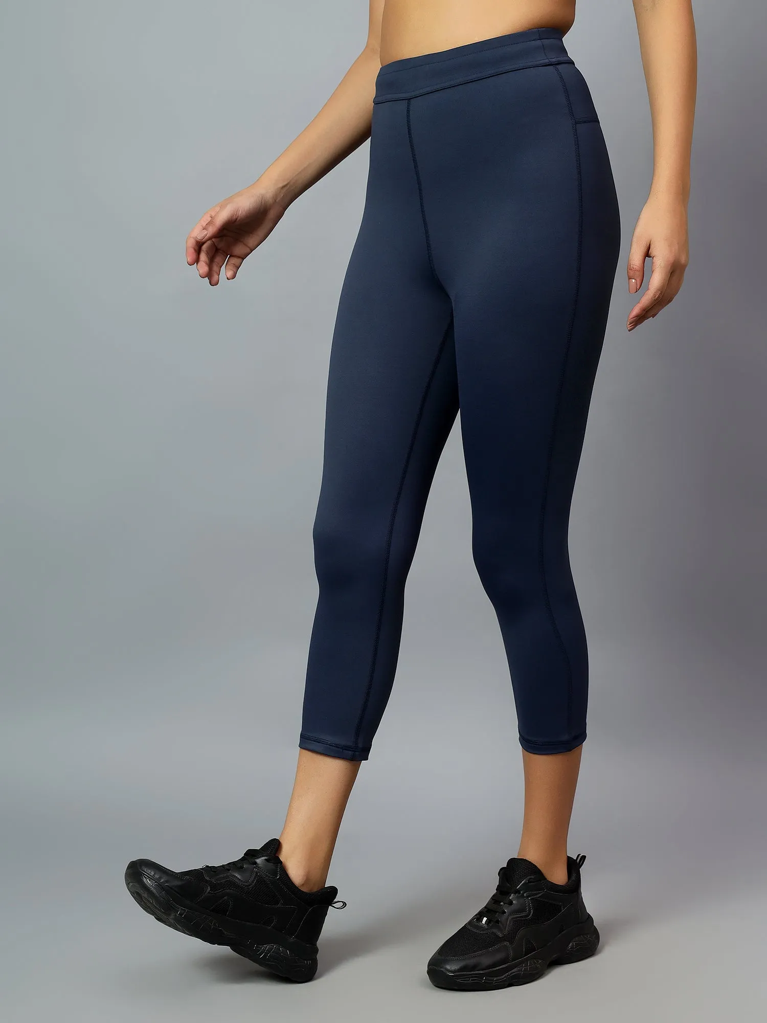 Fitkin Women Navy Capri with Zipper Pocket