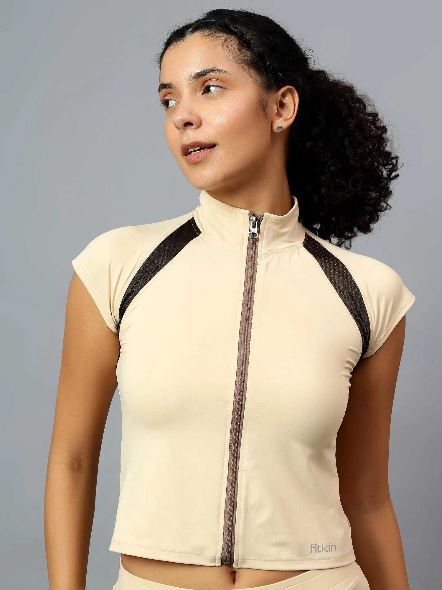 Fitkin Women's Cream Front Open Front Zip Tshirt