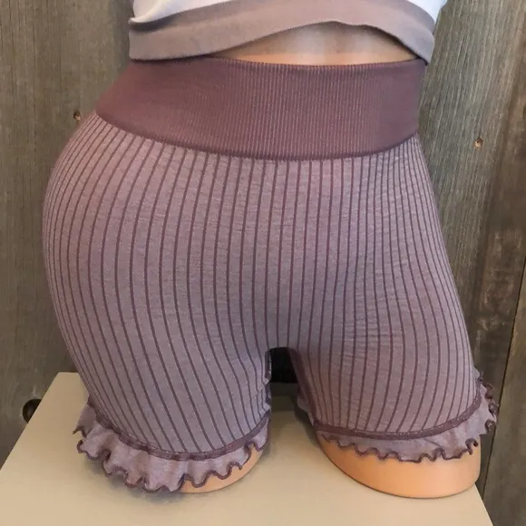 Free People Ruffle Shorts in Purple Size XS/S