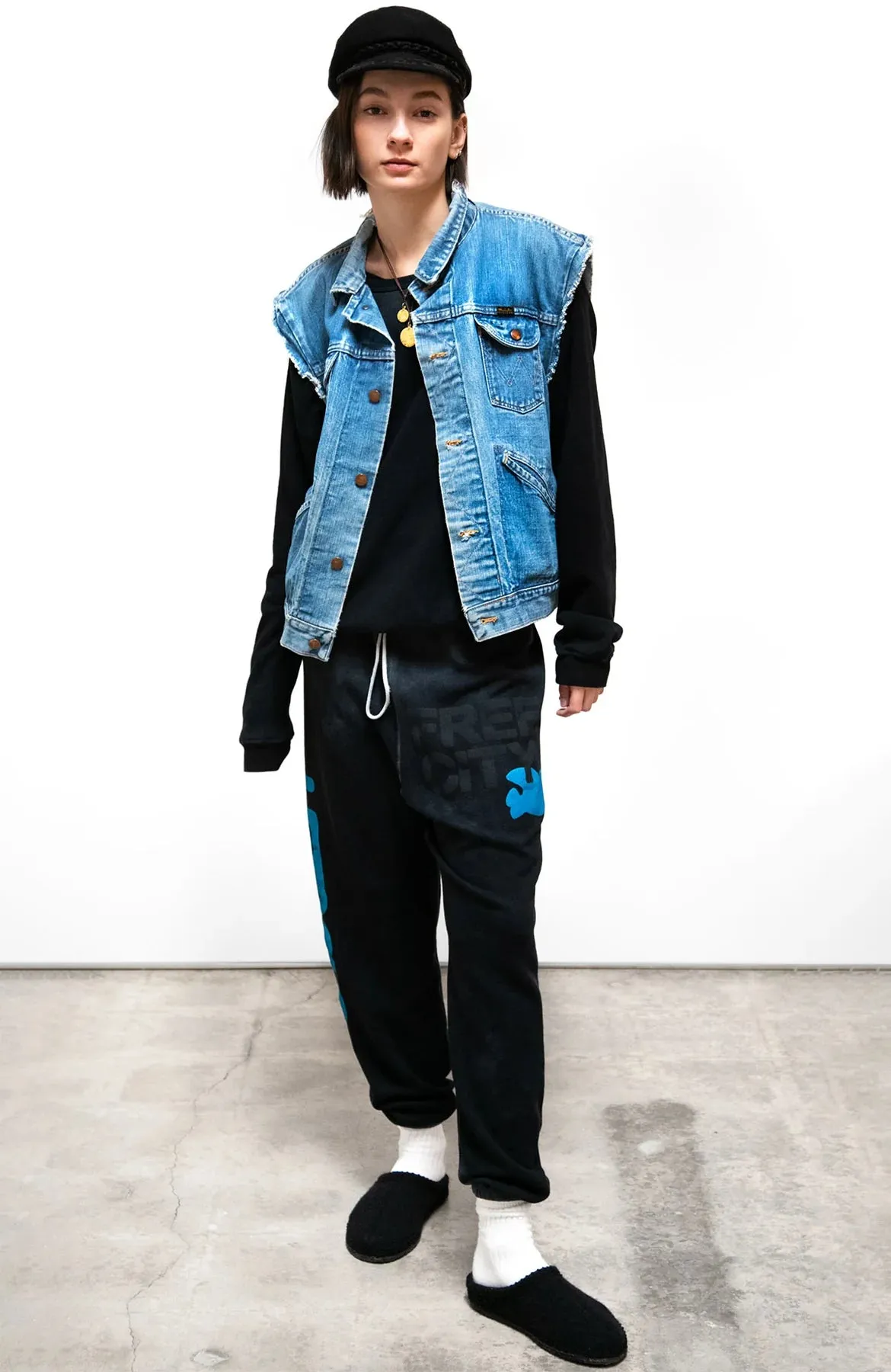 FREECITYLETSGO OG SUPERVINTAGE SWEATPANT IN BLACK SPACE