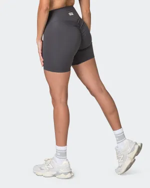 Game Changer Scrunch Midway Shorts - Phantom