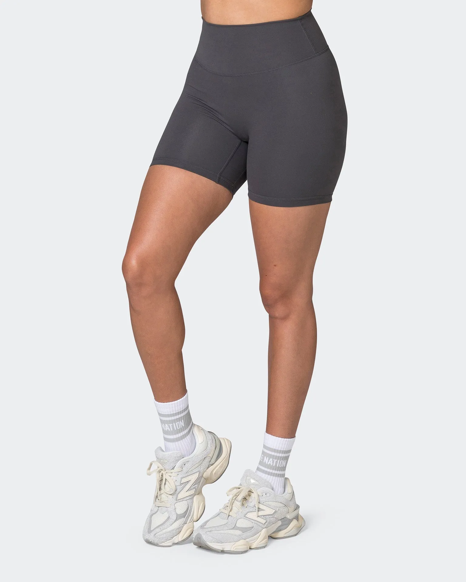 Game Changer Scrunch Midway Shorts - Phantom