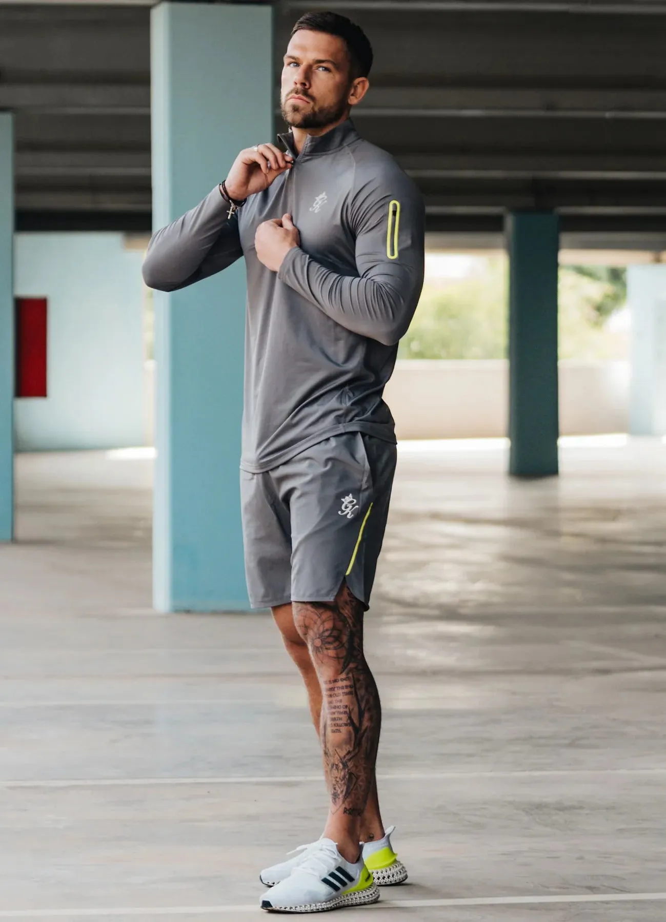 Gym King Contrast Flex 1/4 Zip - Fossil Grey