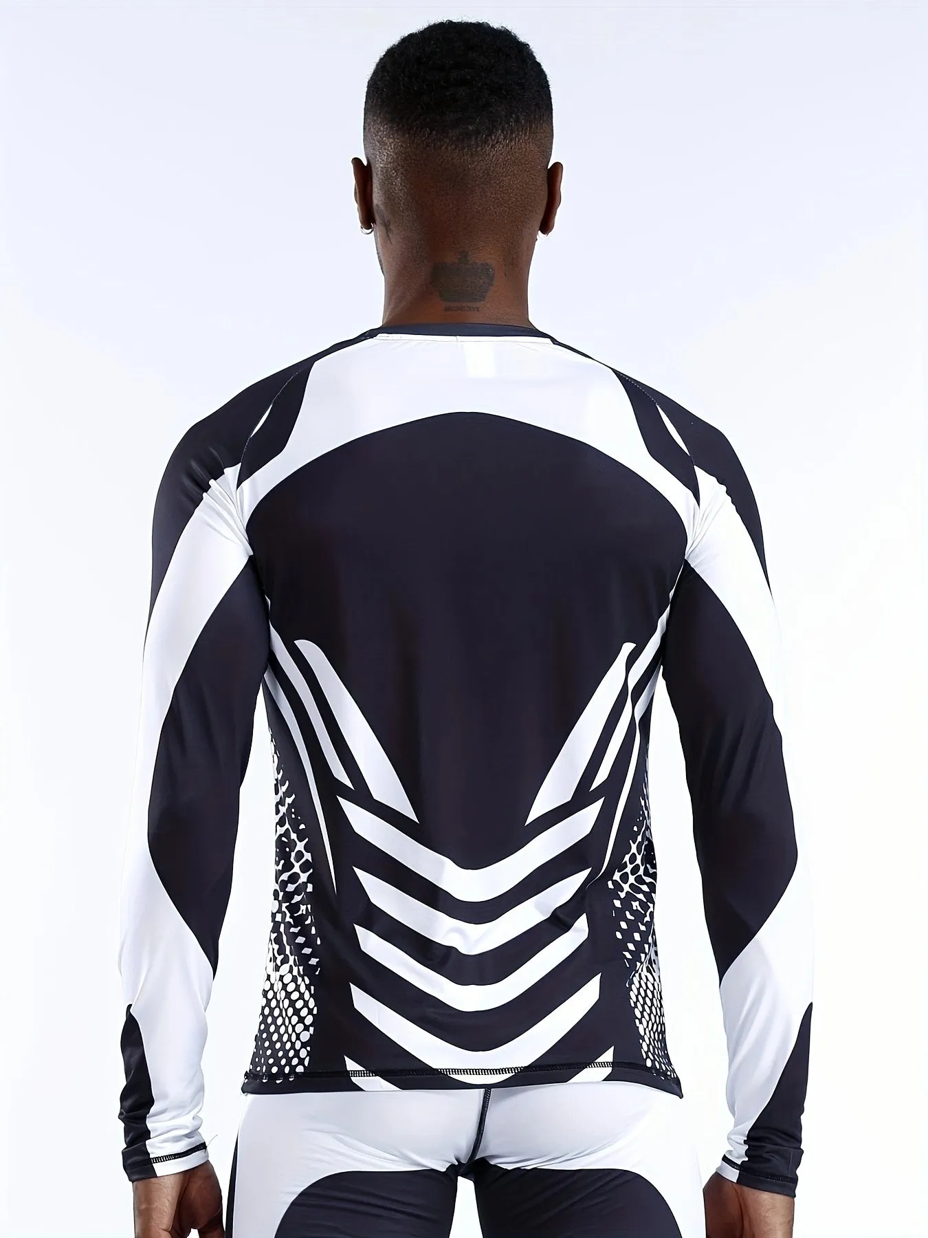 High Performance Men's Quick Dry Sports Shirt - Moisture Wicking, Breathable, Compression Base Layer for Outdoor Gym, Running, and Fitness