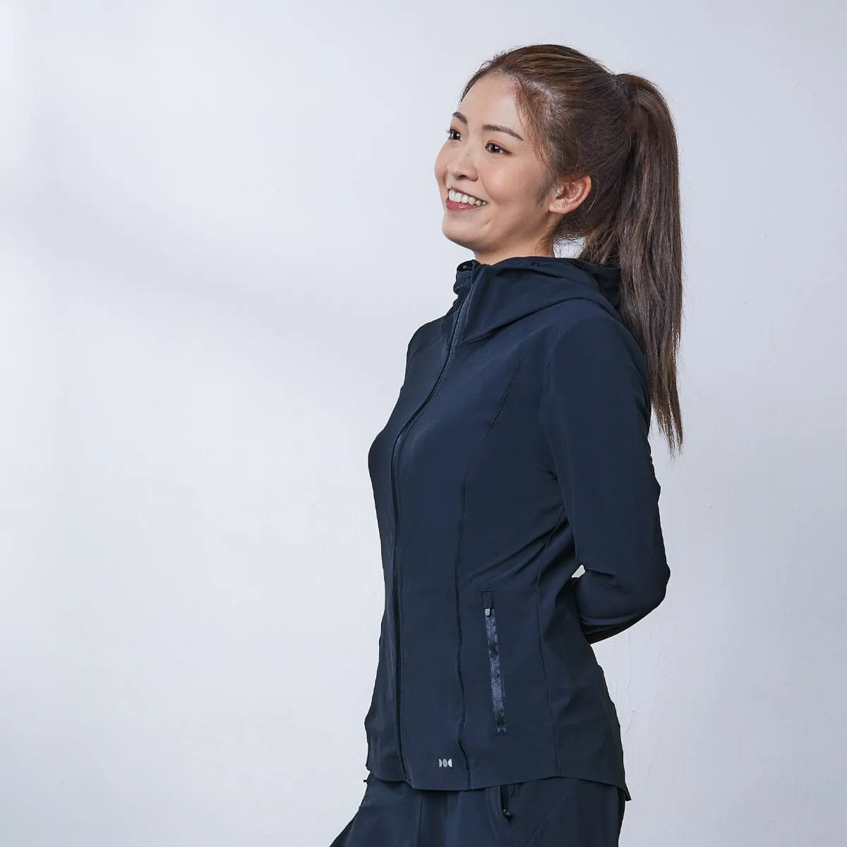 HOW- STAYDRY Cool Touch Quick Dry Running Jacket