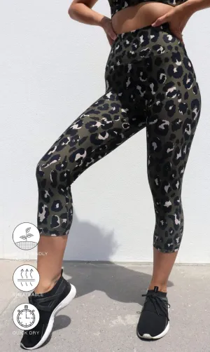 Jungle Leopard Eco Capri Leggings