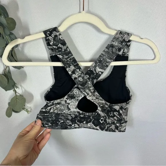 Lululemon | All Sports Bra III Masked Lace Starlight Black White Size 4
