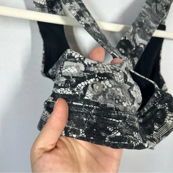 Lululemon | All Sports Bra III Masked Lace Starlight Black White Size 4