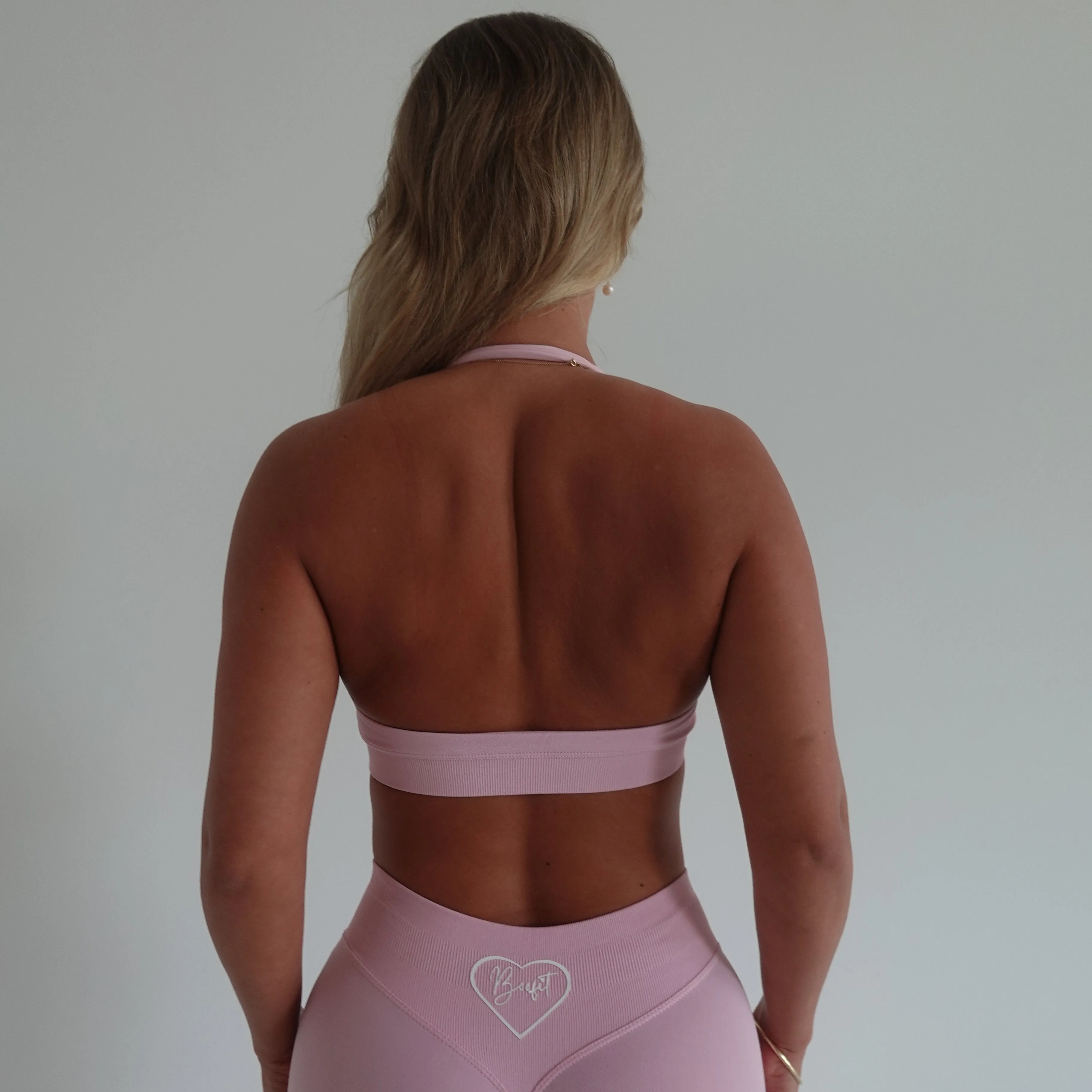 Marshmallow Contour Halter