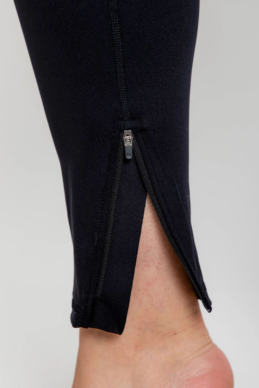 Maternity Pocket Zip Legging - Black