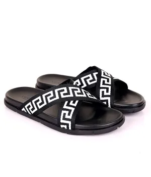 Medusa Greca Patterned Criss-Cross Slide|Black