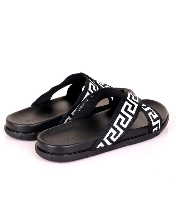 Medusa Greca Patterned Criss-Cross Slide|Black