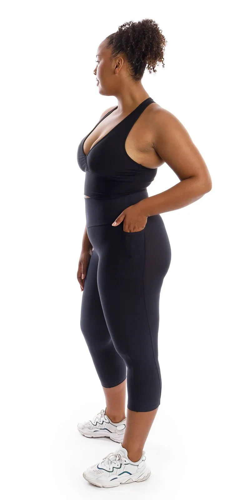 Midnight Body Luxe Capri Leggings with Pockets