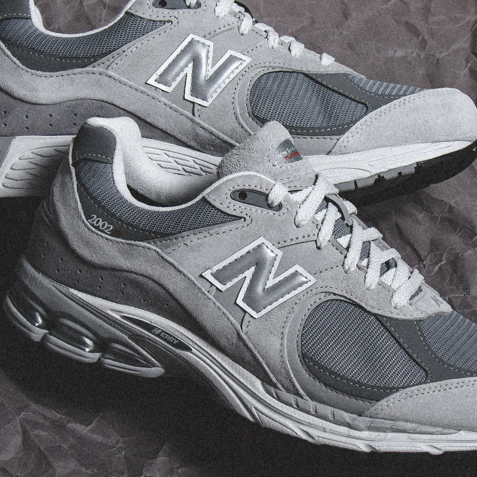 New Balance Men 2002RX Gore-Tex Concrete M2002RXJ