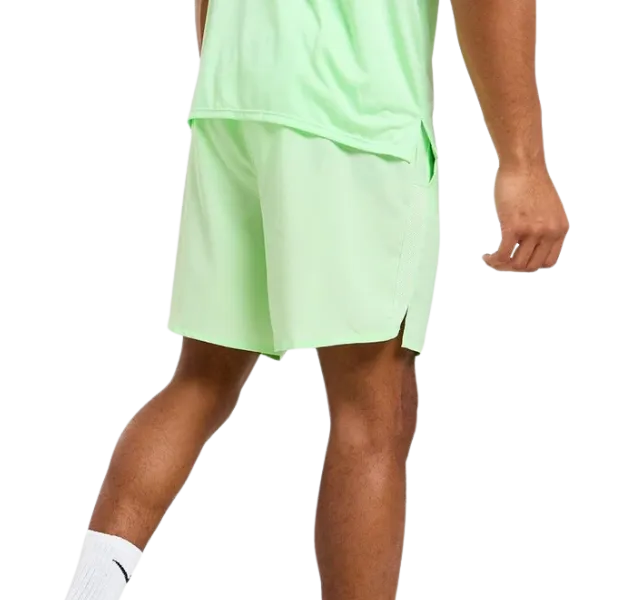 Nike Challenger 5 inch Shorts - Vapour Green