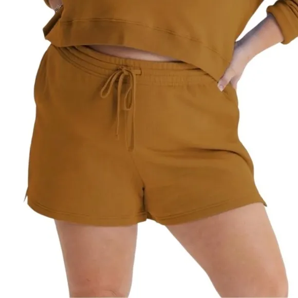 NWOT Girlfriend Collective Sycamore 50/50 Sweat Short