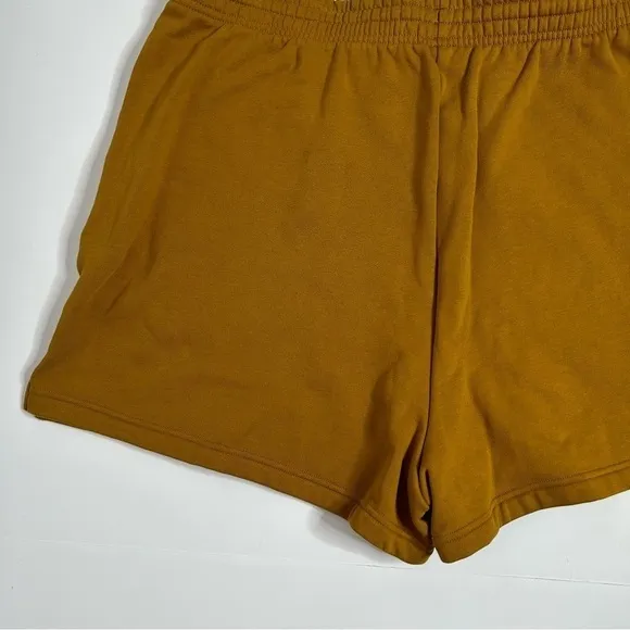 NWOT Girlfriend Collective Sycamore 50/50 Sweat Short