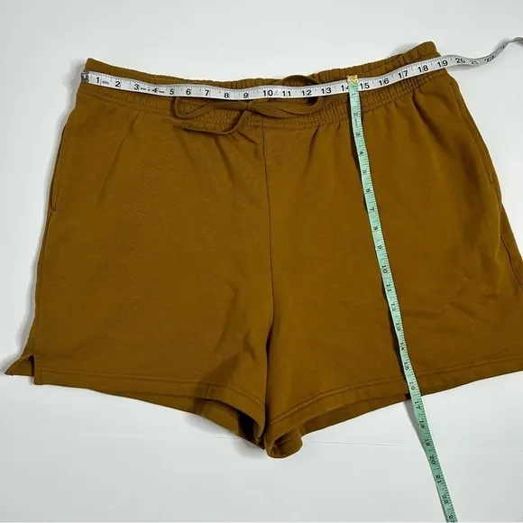 NWOT Girlfriend Collective Sycamore 50/50 Sweat Short