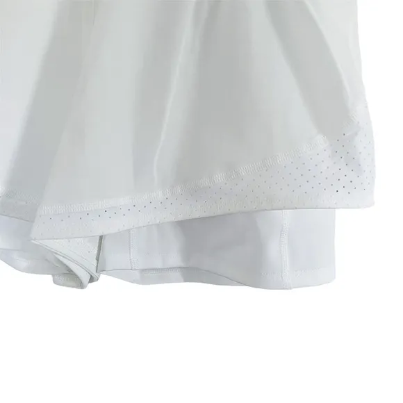 NWT SPANX Get Moving Shorts in White Size Medium