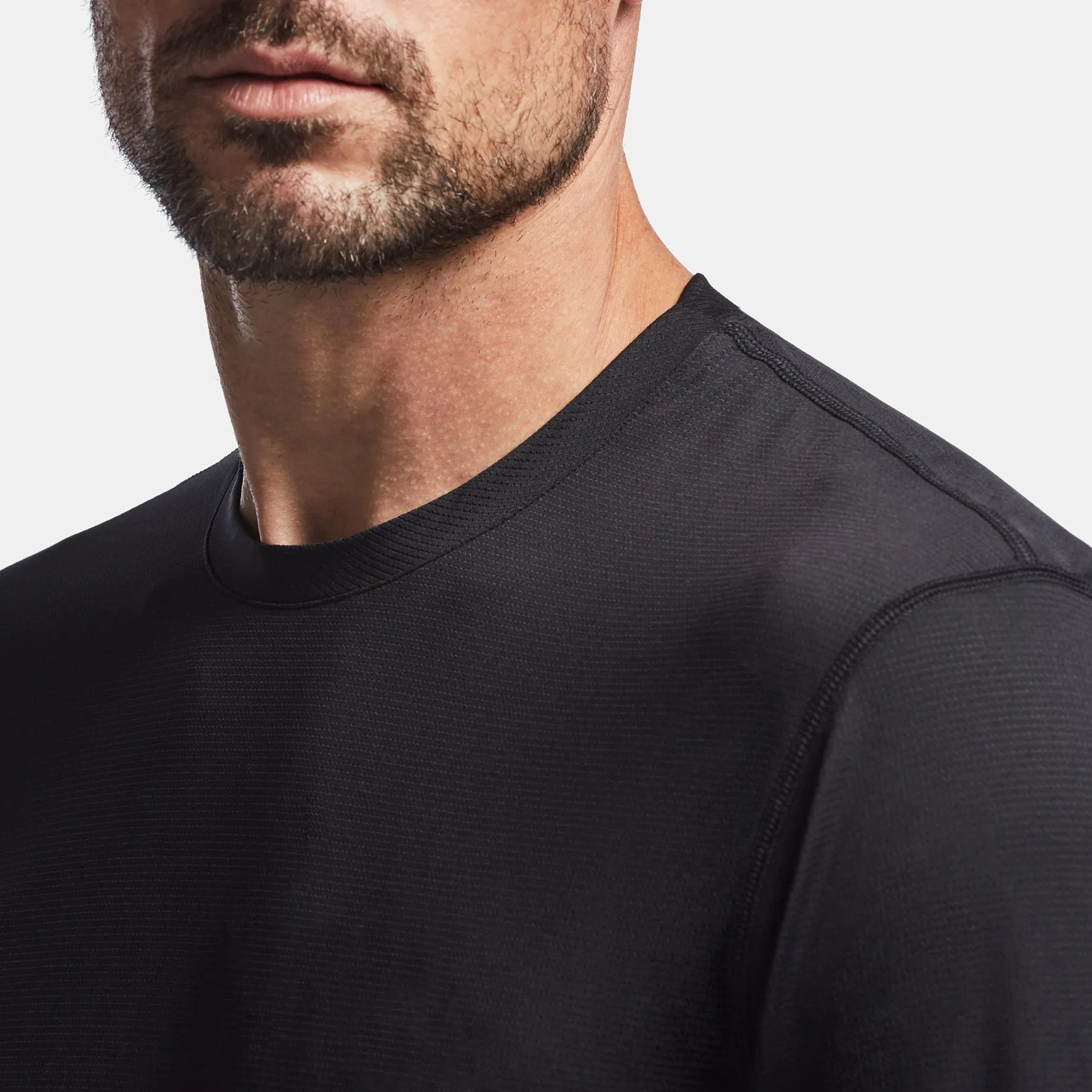 Perforated Performance Crew - Black
