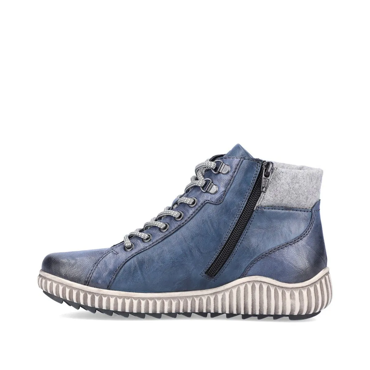 R8276 Lace Up Boots