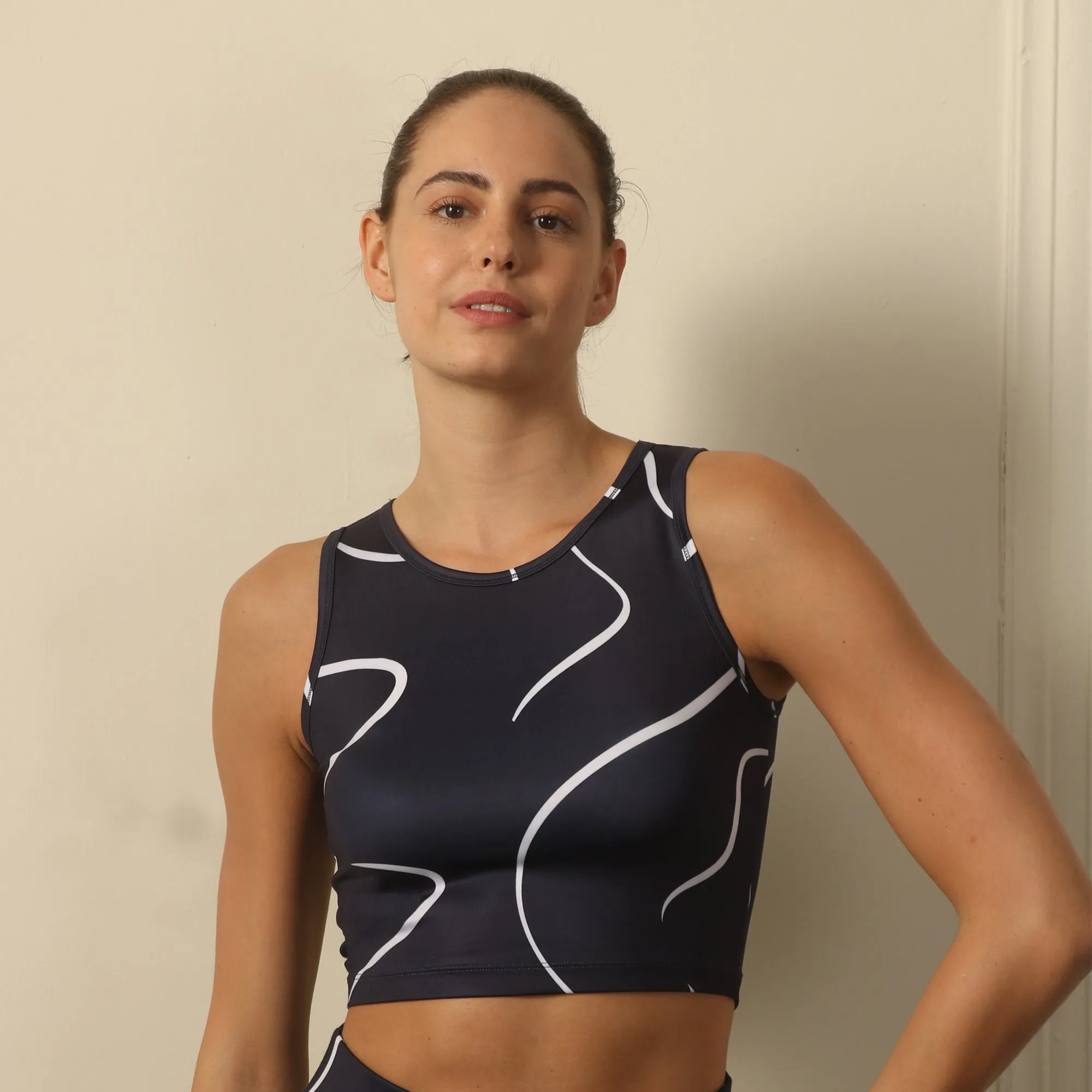 Sleeveless Activewear Printed Sports Crop Top