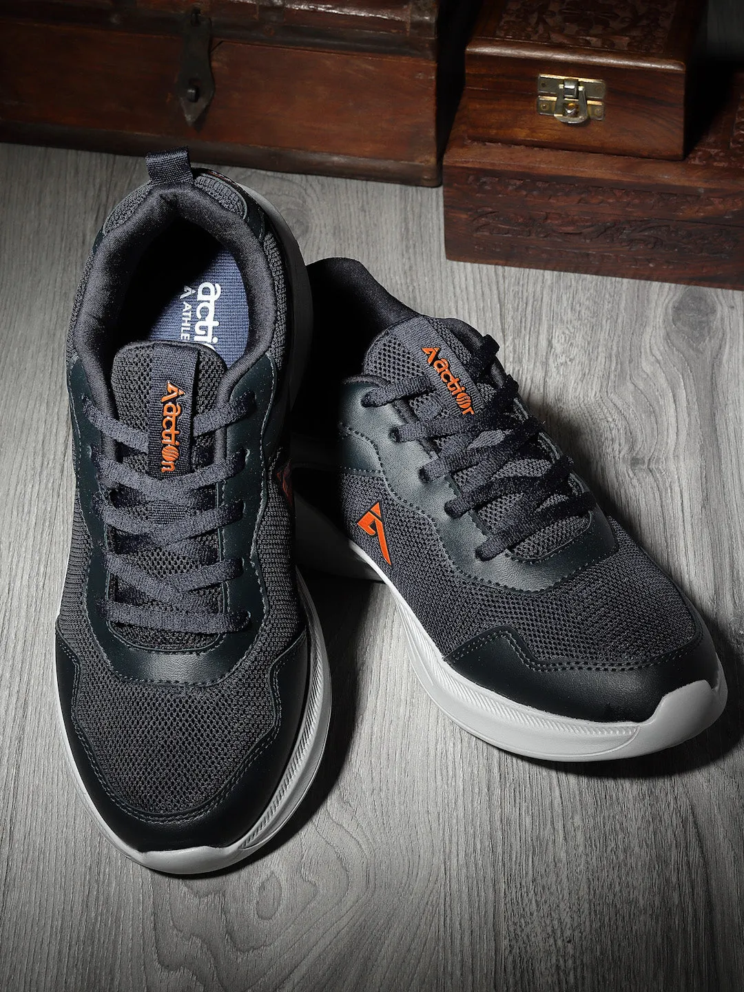 SWIFT 112 Sports Shoes For Men