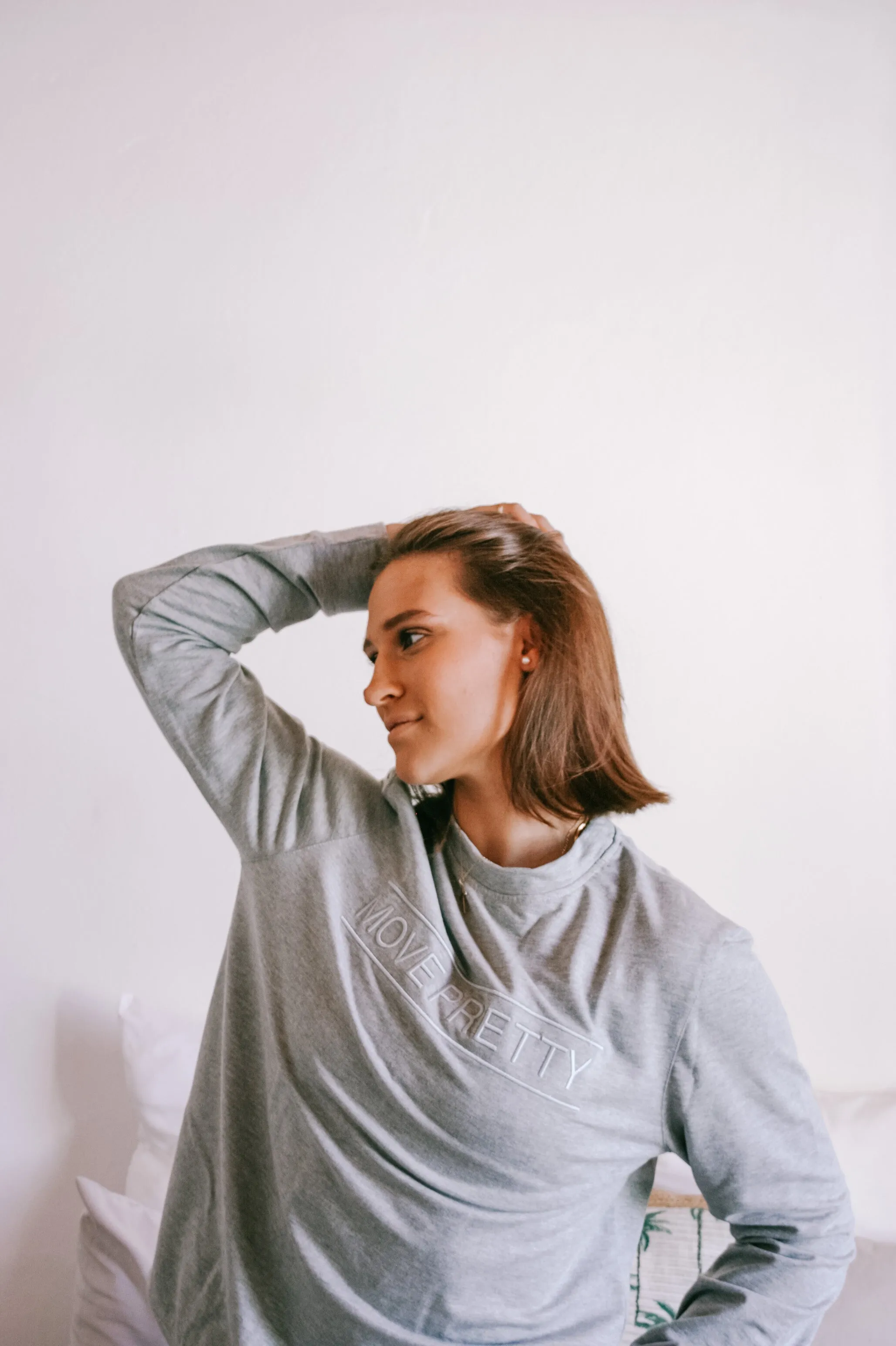 THE JESS CREWNECK TOP | GREY