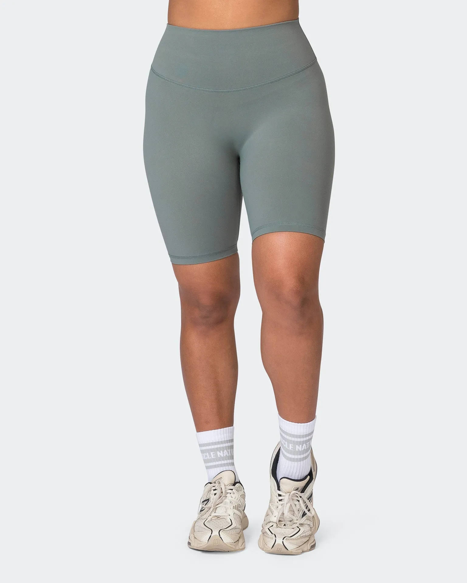 Ultra Signature Referee Length Shorts - Botanica