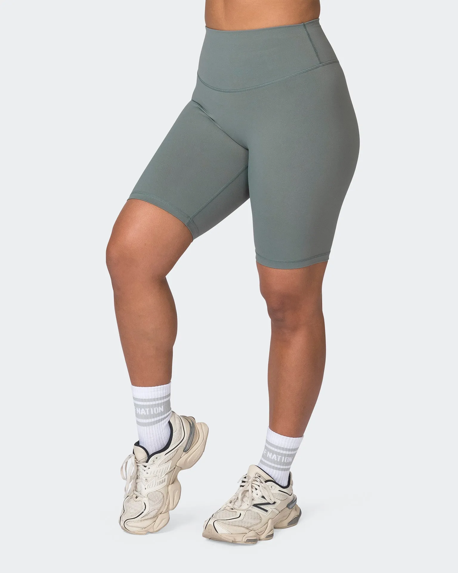 Ultra Signature Referee Length Shorts - Botanica
